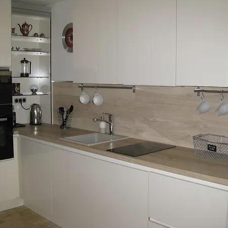Apartman Floreva *